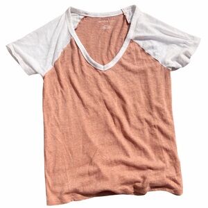 Two-Tone V-Neck American Eagle T-Shirt
